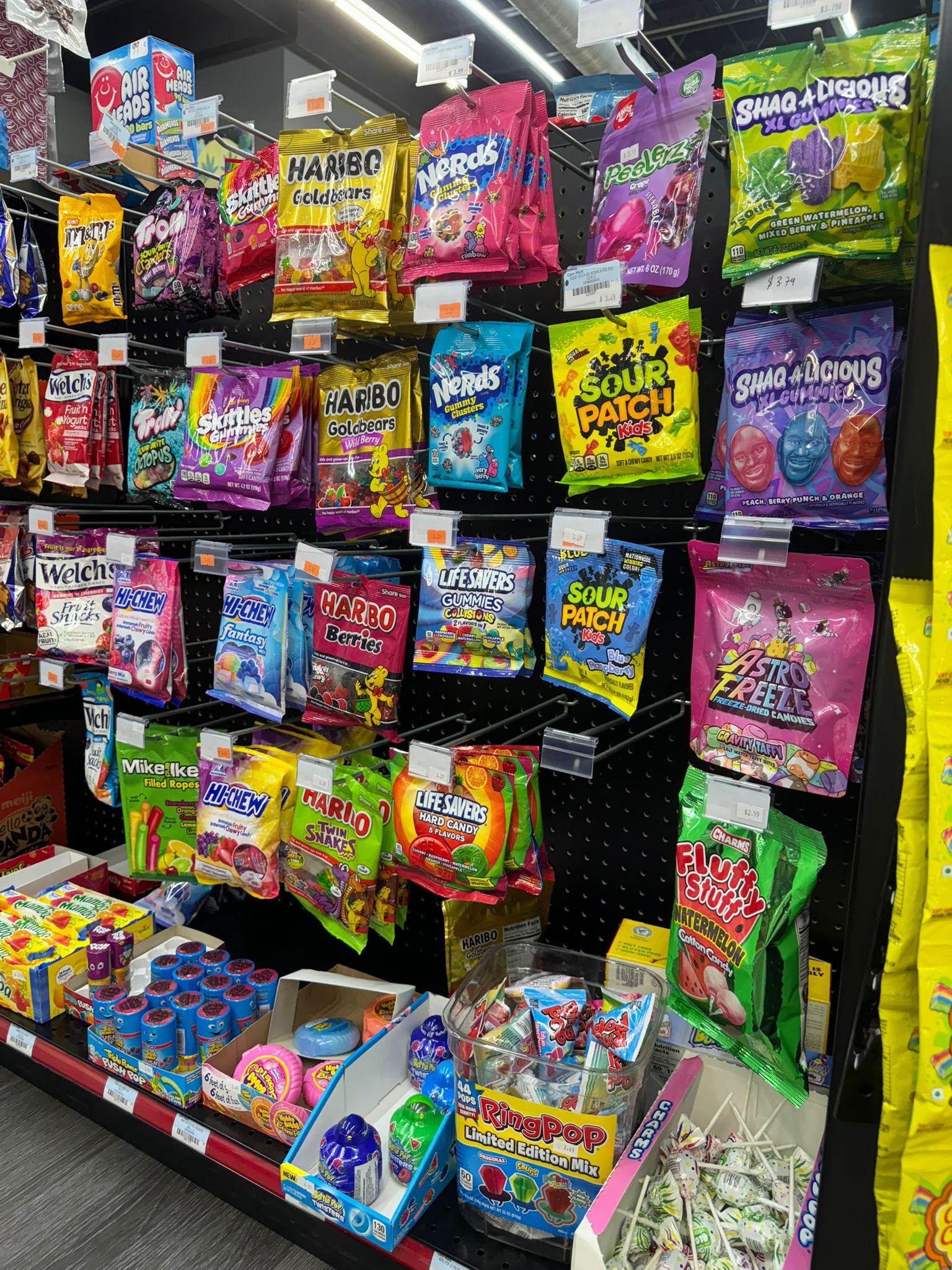 LOCAL STORE interior smoke shop St. Petersburg FL
